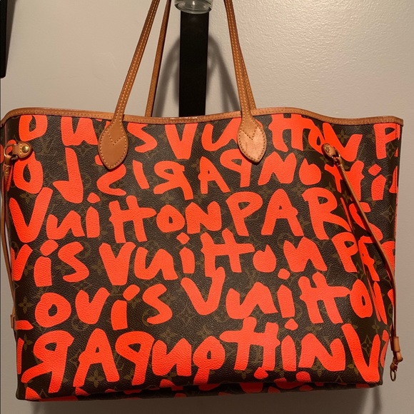 EUC❤️Louis Vuitton Orange Graffiti NF Gm - Picture 2 of 16